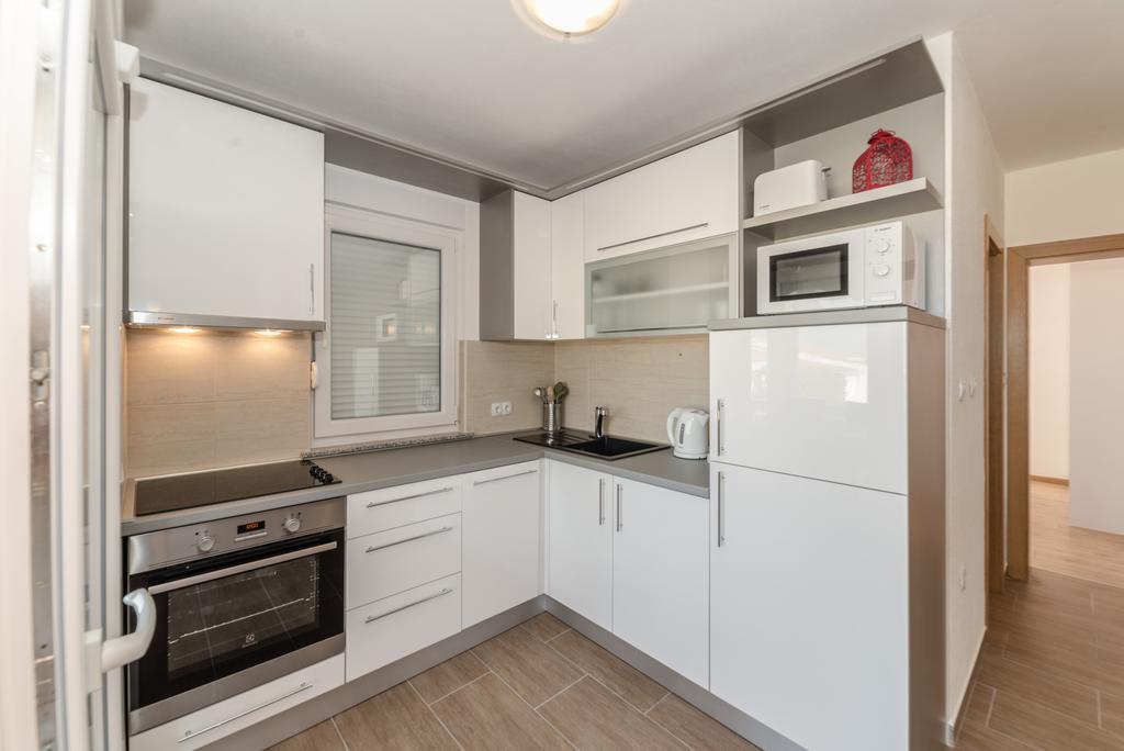 Apartments Kovacevic Vir Exterior photo